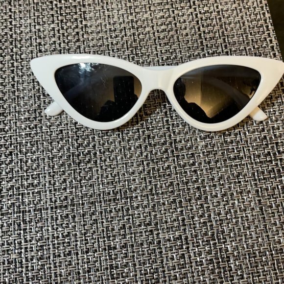 Vintage cat eye sunglasses main image 9